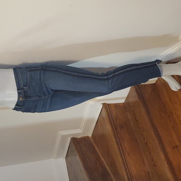 LOGO by Lori Goldstein straight leg jeans - Picture 3 of 16